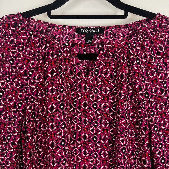 Roz & Ali Pink Patterned Blouse XS, Bell Sleeves, Lightweight Top Christmas - Picture 3 of 7